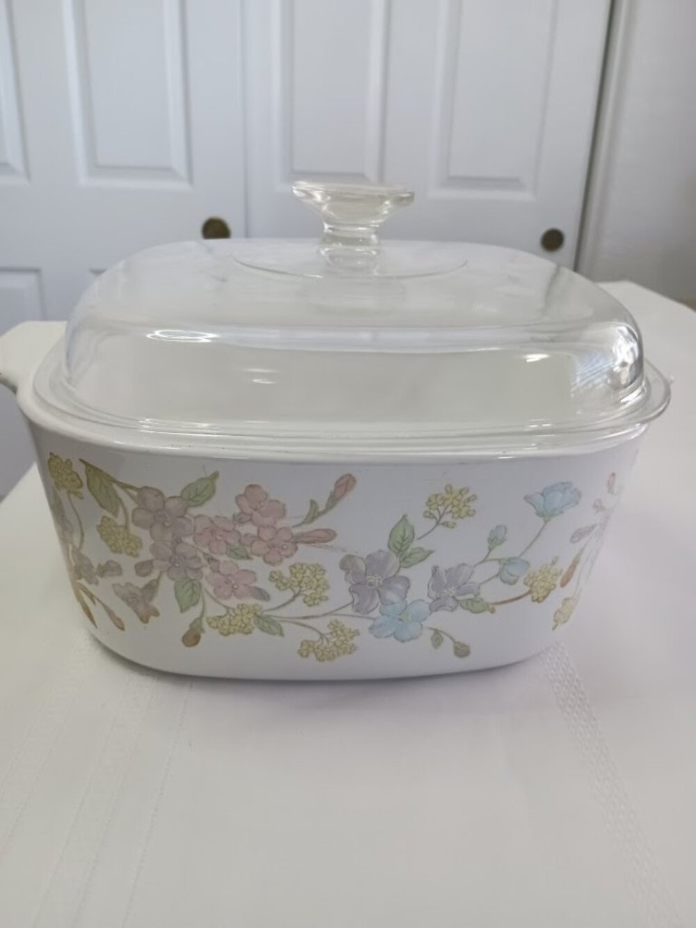 Corning Ware Floral Pastel Bouquet Casserole 517 A-5-B Dish with Lid, 5 Quart